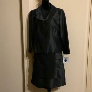 Kasper ladies skirt set,  new never worn